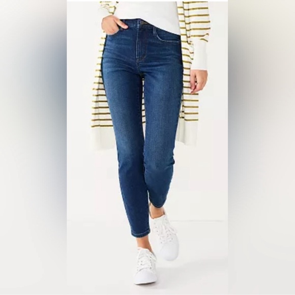 Women's Nine West High Rise Skinny Jeans Medium Wash NWT Size 4 - Picture 1 of 5